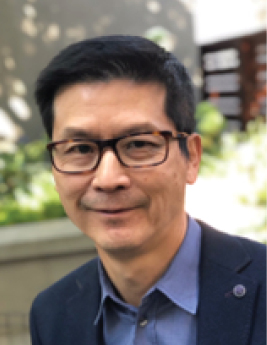 Headshot of Barry Yip border=